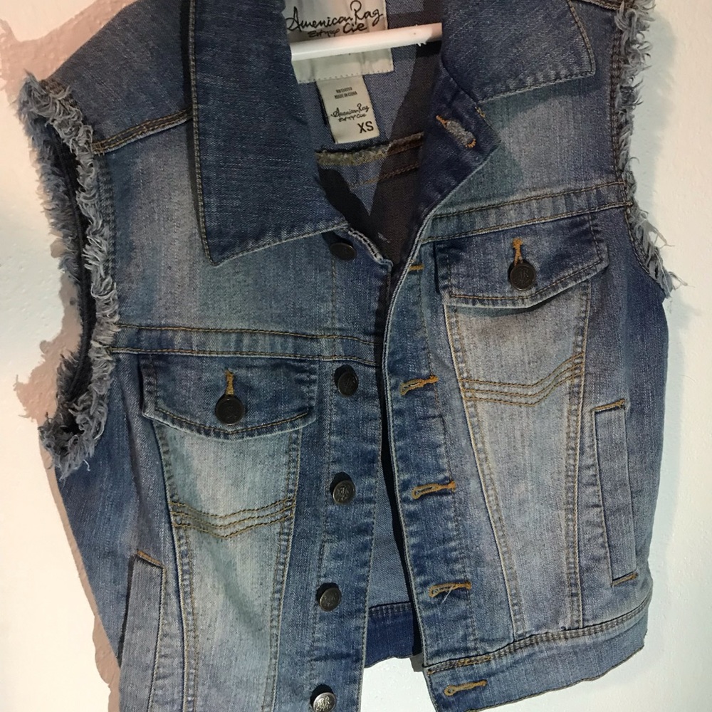 short sleeved denim jean jacket